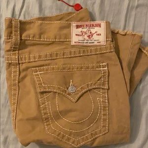 True religion cargo shorts light brown size 42